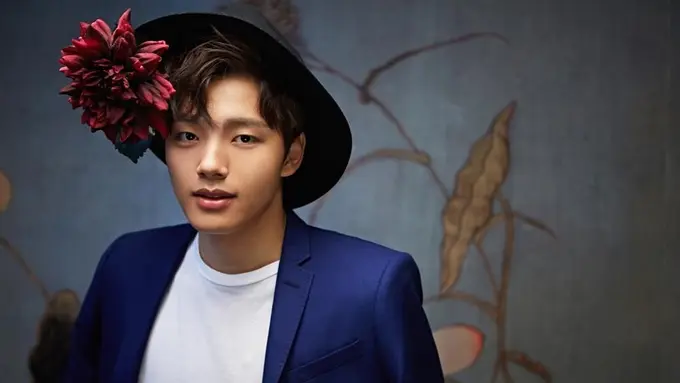 [Bintang] Belum Berusia 25 Tahun, 8 Artis Korea Ini Sangat Berkharisma