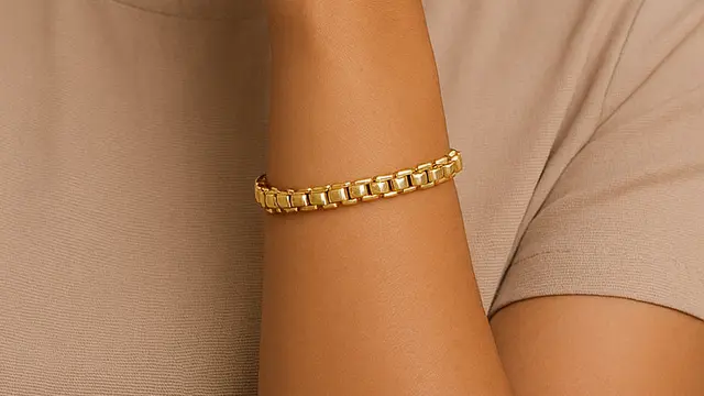 Gelang Emas Rantai Kepang (Image by ChatGPT)