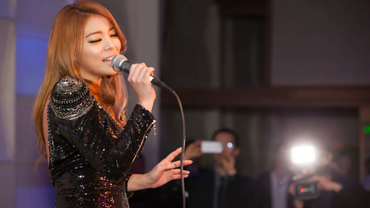 ailee-131115b.jpg