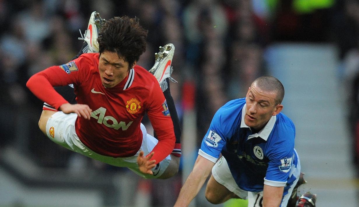 Park Ji-sung mampu bertahan selama 7 musim di Old Trafford dan langsung memberi warna tersendiri dalam permainan Setan Merah. Ia total bermain dalam 204 laga di semua ajang dengan torehan 28 gol dan 29 assist. (AFP/Andrew Yates)