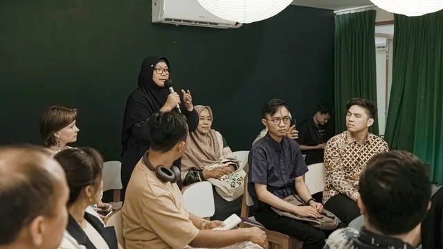 3 Bentuk Kepedulian yang Penting Diajarkan pada Anak Menurut HEI Schools