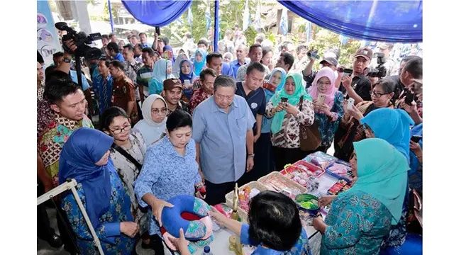 7 Momen Kenangan Ani Yudhoyono Saat Terjun ke Masyarakat