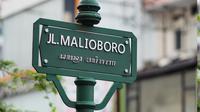 Ilustrasi Jalan Malioboro, Yogyakarta. (Photo by Agto Nugroho on Unsplash)