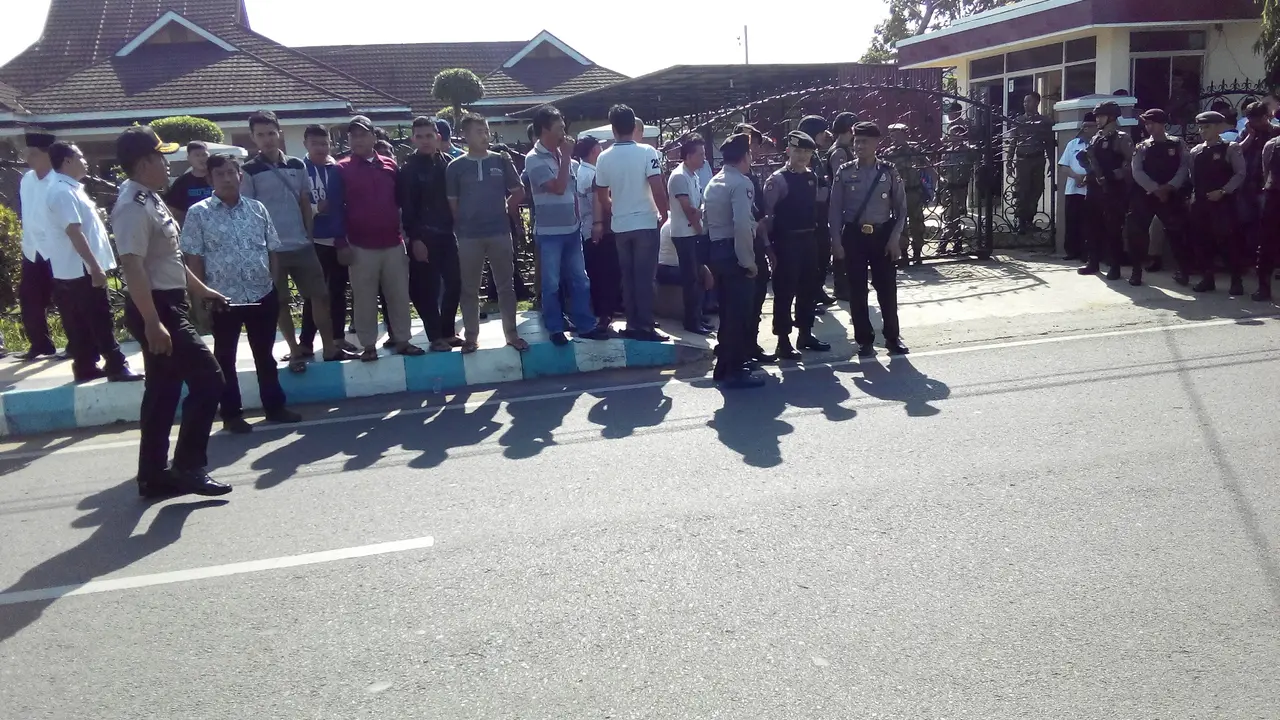 KPK rekonstruksi di rumah Gubernur Bengkulu