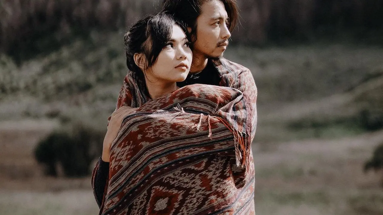7 Potret Mesra Fiersa Besari dan Istri, Terkonfirmasi Positif COVID-19 dalam Kondisi Hamil