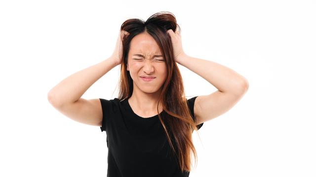 Efek Stres dan Malas Menyisir Rambut