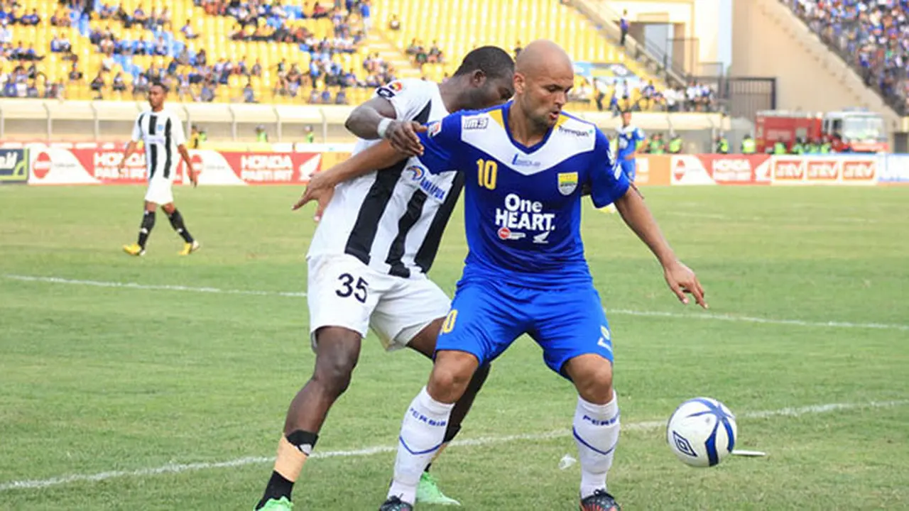 sergio-van-130921c.jpg