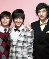 Drama Boys Over Flowers menceritakan kisah empat anak laki-laki kaya yang sekolah di SMA Shinhwa. Drama ini cocok untuk mengisi di musim panas. (Foto: soompi.com)