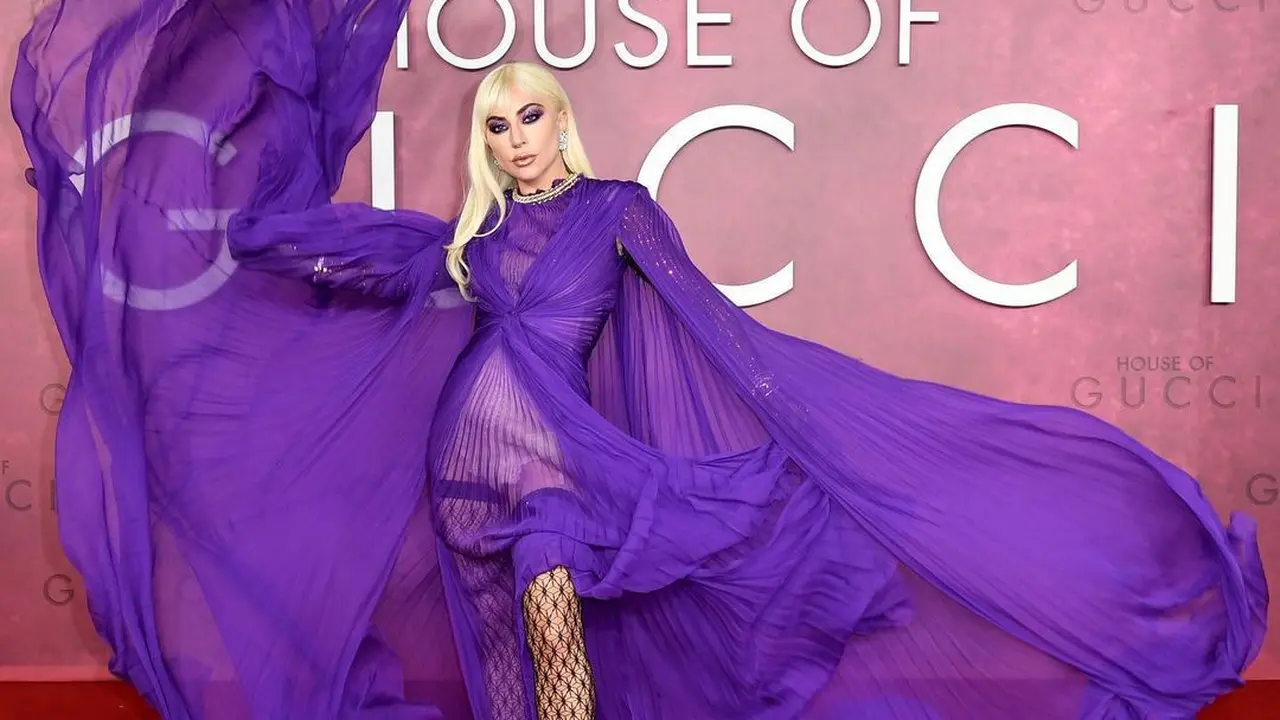 Penampilan Megah Lady Gaga dengan Gaun Terbaru Gucci di Premiere Film House of Gucci
