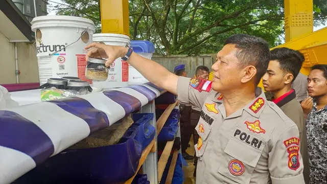 Lokasi budidaya Maggot BSF di Direktorat Polisi Air Polda Riau untuk membantu perekonomian nelayan di Pekanbaru.