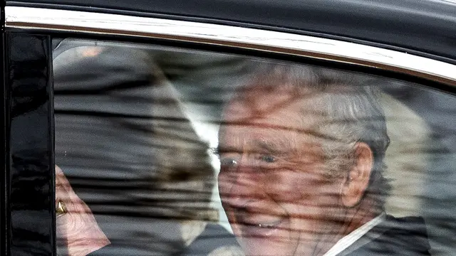Senyum Raja Charles III Saat Akan Temui Pangeran Harry 30 Menit Setelah 16 Bulan Tak Bersua
