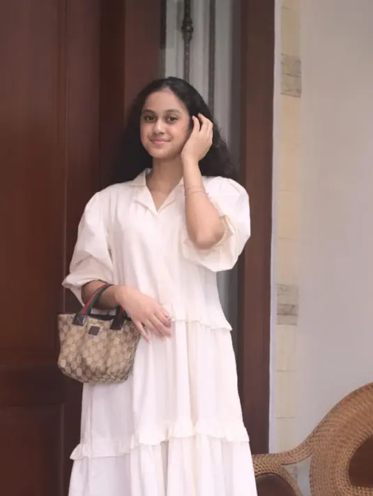 (Instagram/therealasilamaisa)