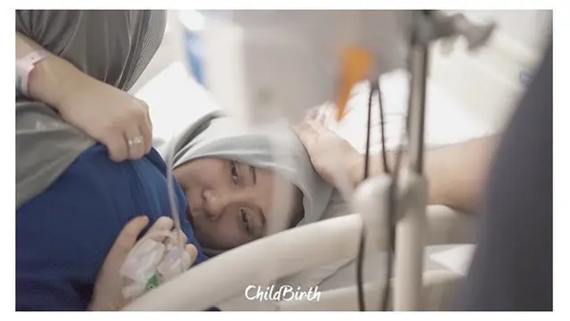 Momen Haru Ryana Dea Saat Melahirkan Anak Kedua