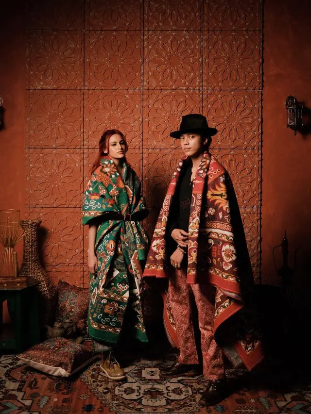 8 Gaya Pemotretan Terbaru Bisma SMASH dan Andira Hadley, Romantis Bak Prewedding