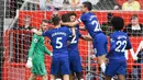 Selebrasi gol Chelsea pada laga lanjutan Premier League yang berlangsung di Stadion Stamford Bridge, London, Minggu (29/4). Chelsea imbangi Man United 1-1. (AFP/Paul Ellis)