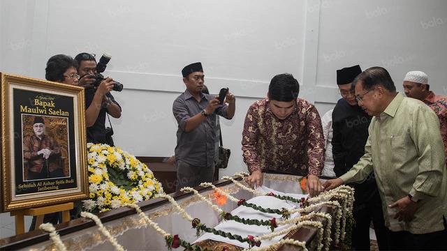 Pemakaman Maulwi Saelan