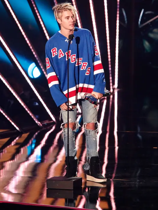 Netizen mengungkapkan bahwa Justin Bieber terlihat aneh dengan tato barunya. (AFP/Bintang.com)