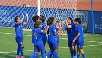 Thailand Pesta Gol ke Gawang Singapura, Jadi Juara Grup dan Hadapi Malaysia di Semifinal Srikandi Merdeka Cup