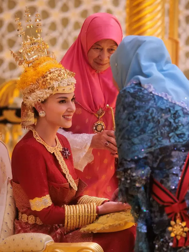 10 Potret Rangkaian Royal Wedding Pangeran Mateen dan Anisha Isa, Curi Perhatian