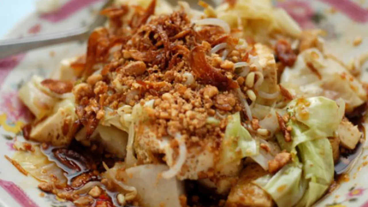 Kupat Tahu Dompleng, Makanan Lezat Khas Magelang