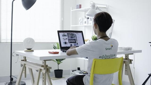 Kerja dari Rumah atau WFH.