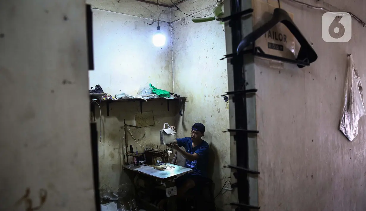 Selain imbas banjirnya produk impor, perkembangan UMKM di Indonesia juga menghadapi berbagai tantangan (Liputan6.com/Angga Yuniar)