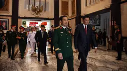 Kepala Biro Informasi Pertahanan (Karo Infohan) Kemhan RI, Brigjen TNI Frega Wenas mengatakan kedua negara (Indonesia dan Vietnam) berkomitmen untuk mempererat kerja sama pertahanan dan mendukung peran masing-masing dalam menjaga stabilitas di kawasan. (Aditya Irawan/AFP)