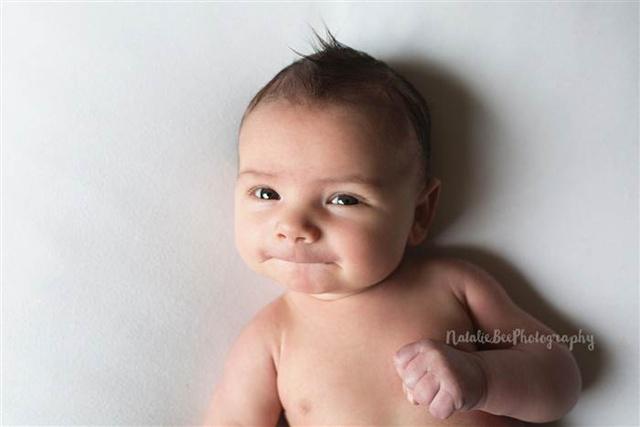 Bayi Simon yang lahir dengan berat 4,9 kg secara normal | Photo: Copyright today.com