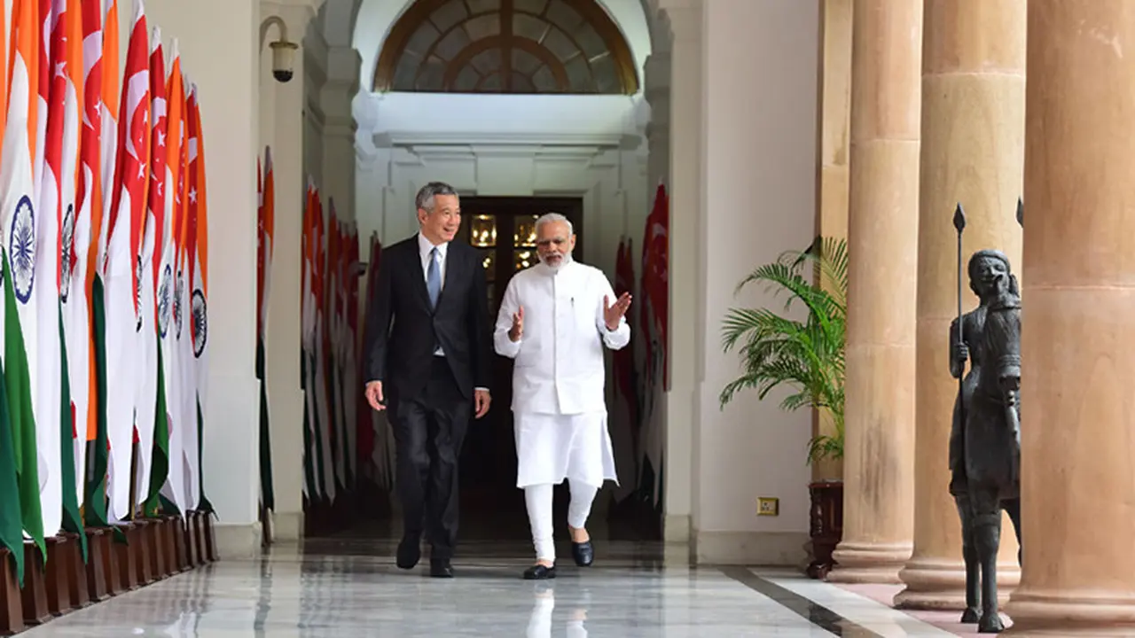 Perdana Menteri Singapura, Lee Hsien Loong dan Perdana Menteri India, Narendra Modi di Singapura. PM Modi akan menyampaikan pidato utama dalam Dialog Shangri-La Singapura 2018 (sumber: International Institute for Strategic Studies)