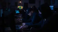 Ilustrasi peretas atau cyber hacker internet atau kripto. (Foto by AI)