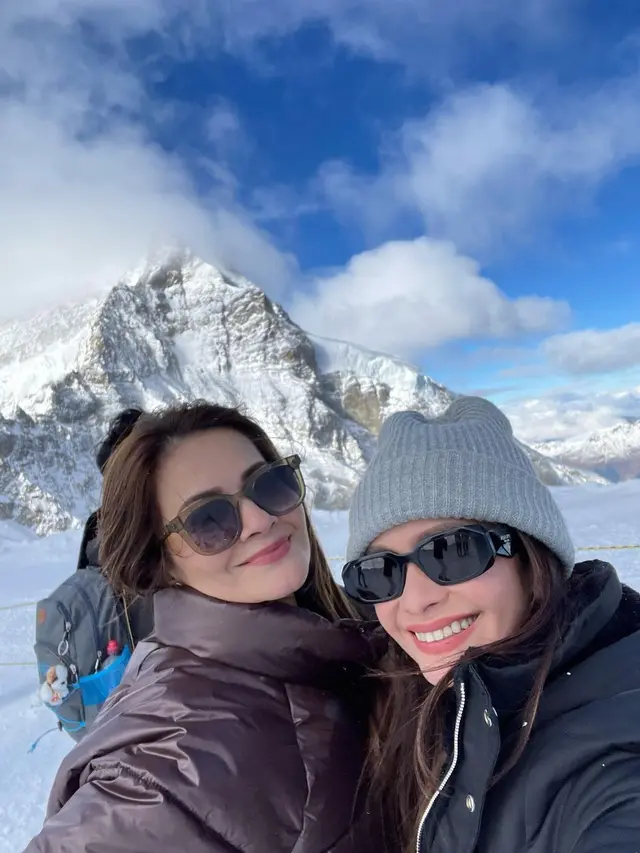 Cut Tari dan Ersa Mayori liburan (Instagram/ersamayori)