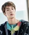 Tidak hanya tampan menawan, Jin BTS ternyata juga pandai bermain billiard. Dan ia bisa berjalan sambil kayang. (Foto: Soompi.com)