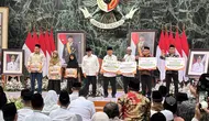Kado Spesial Pramono Anung Bagi Marbot Masjid
