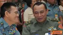 Citizen6, Cilangkap: Pusat Penerangan TNI menyelenggarakan acara lepas sambut Wakapuspen TNI dari Brigjen TNI Avianto Saptono kepada Kolonel Czi Suratmo, bertempat di Gedung I Gusti Ngurah Rai Balai Wartawan Puspen TNI, Mabes TNI Cilangkap, Jaktim, Kamis 