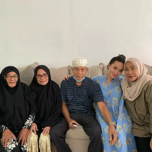 Unggahan Zaskia Gotik. (Foto: Instagram @zaskia_gotik)