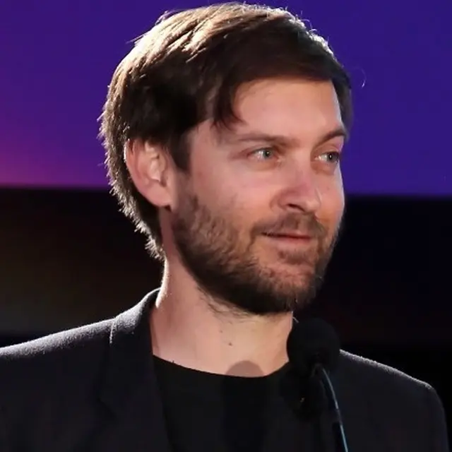 Ingat Tobey Maguire Pemeran Peter di Spider-Man 1? Ini 6 Potret Terbarunya
