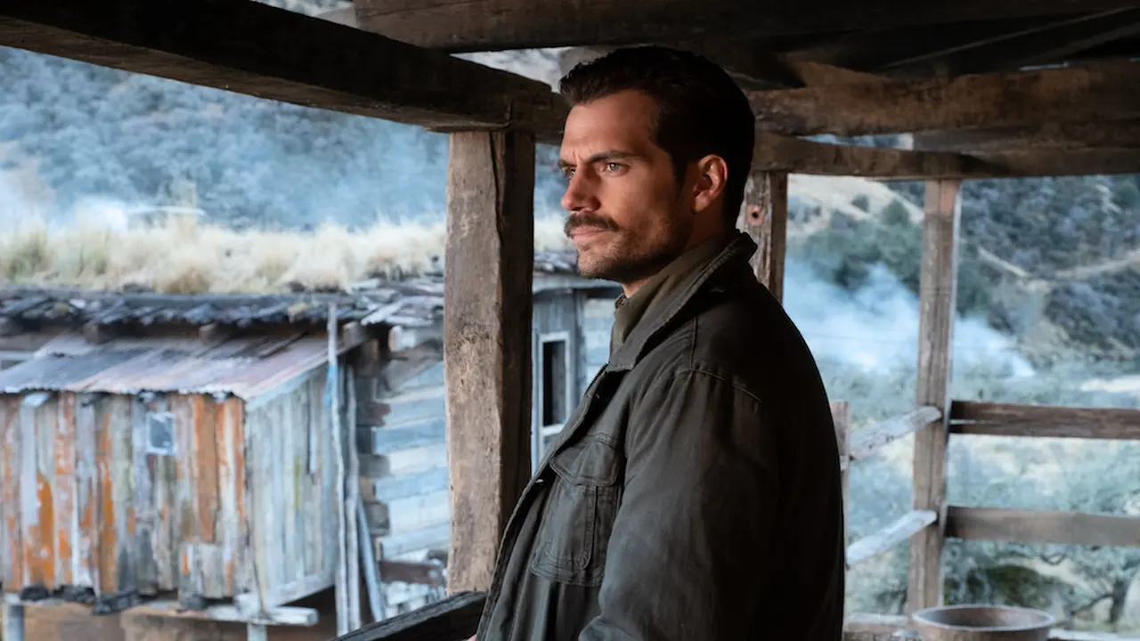 [Bintang] Henry Cavill