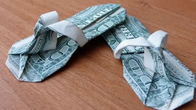 Potret Kreasi Origami dari Uang Dollar yang Kreatif Abis, Ada Sandal Jepit