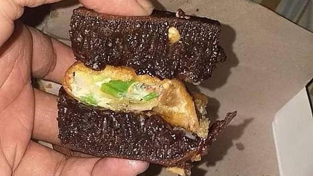 10 Cara Makan Martabak Dipadukan dengan Makanan Lain Ini Nyeleneh