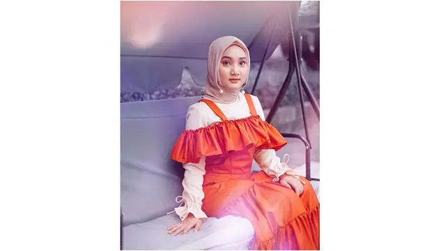 6 Gaya Hijab Seleb Ini Bisa Jadi Inspirasi Saat Lebaran