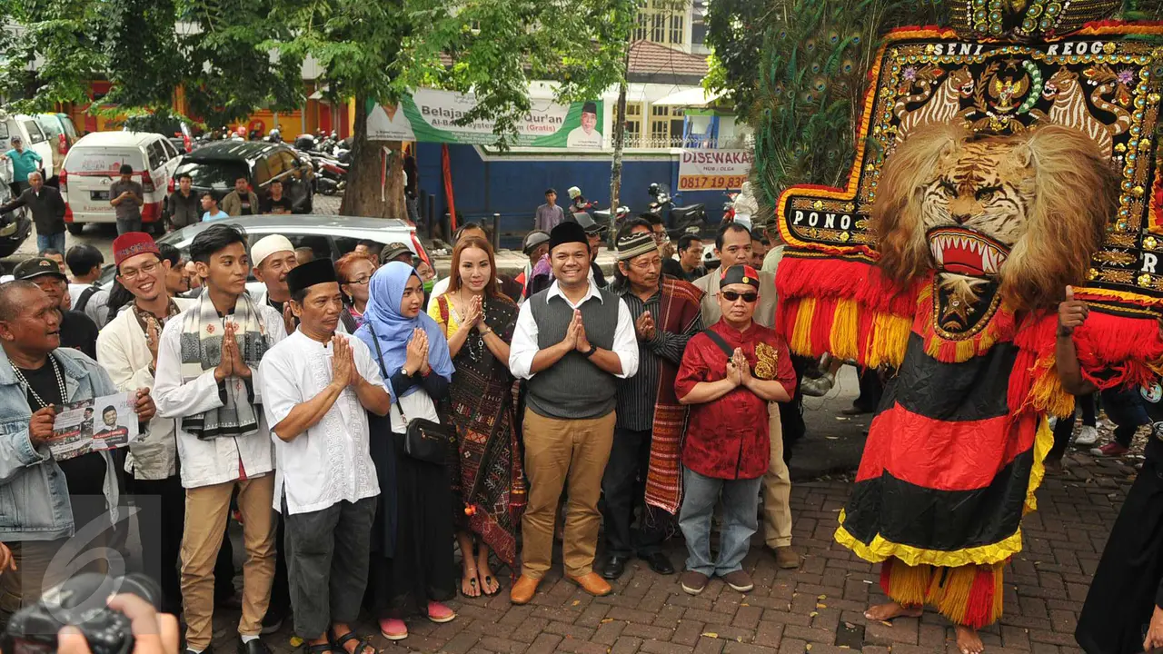 20160420-Naik Reog Ponorogo, Muhamad Idrus Datangi Kantor DPD PDIP DKI