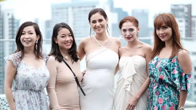 [Bintang] 8 Potret Baby Shower Marissa Nasution di Singapura