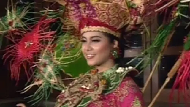 [VIDEO] Komunitas Red Batik Meriahkan Imlek di Solo