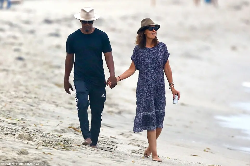 Katie Holmes dan Jamie Foxx. (foto: Dailymail.co.uk)