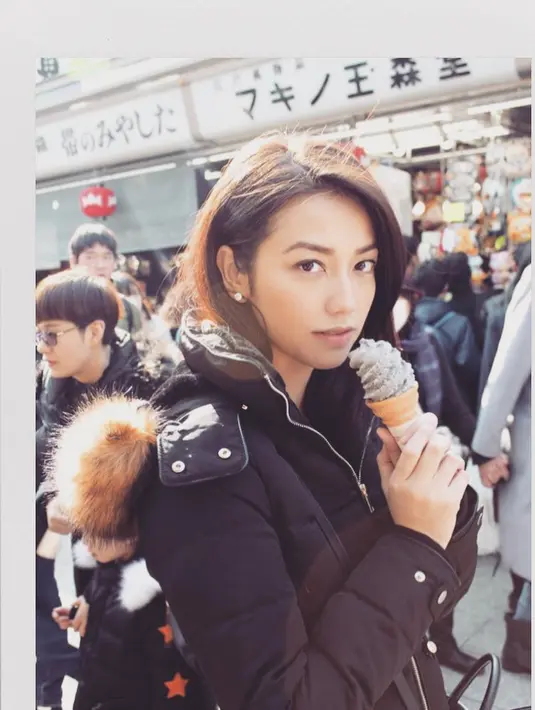 Velove Vexia, es krim, dan rambut panjang di tahun 2018 (Foto: Instagram @vaelovexia)