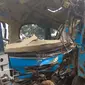 Bangkai Bus Kecelakaan Maut Cikidang (Liputan6.com/Mulvi)