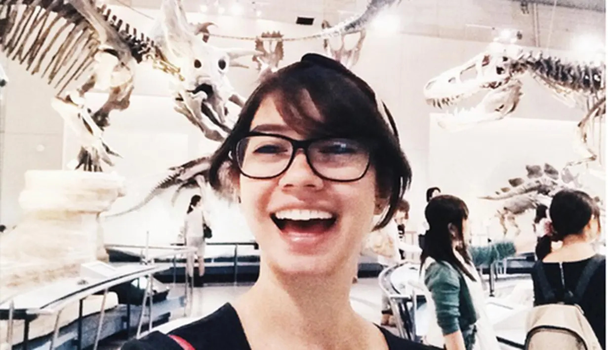 Melalui akun Instagram pribadinya, Kamis (5/11/2015), Yuki Kato mengunggah foto berseragam sekolah yang menjadi ciri khas di Jepang.  (Via Instagram/@yukikt)