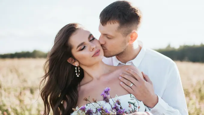 ilustrasi pasangan cinta