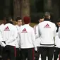 Pemain AC Milan melakukan sesi latihan terakhir sebelum berangkat ke Benevento. (twitter.com/acmilan/media)