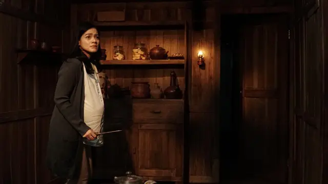 Titi Kamal membintangi film Jailangkung: Sandekala.